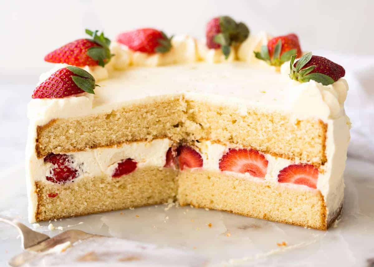 An exceptional, classic Vanilla Sponge Cake. Tender crumb, moist, keeps well for 3 days. A Cooks' Illustrated recipe. recipetineats.com