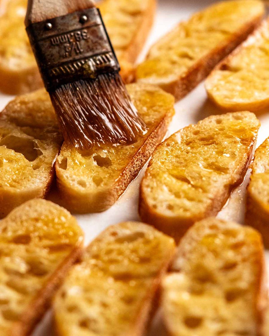 Maple crisp brie bites